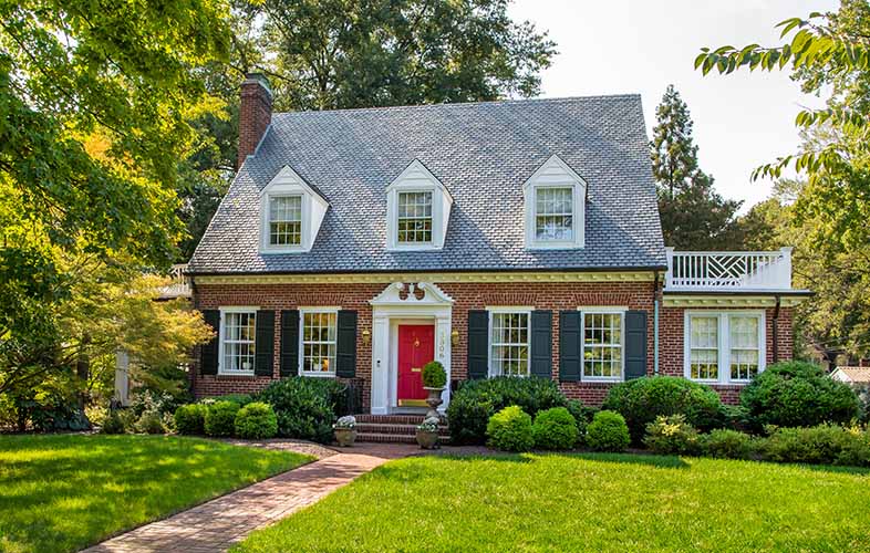 well landscaped home 